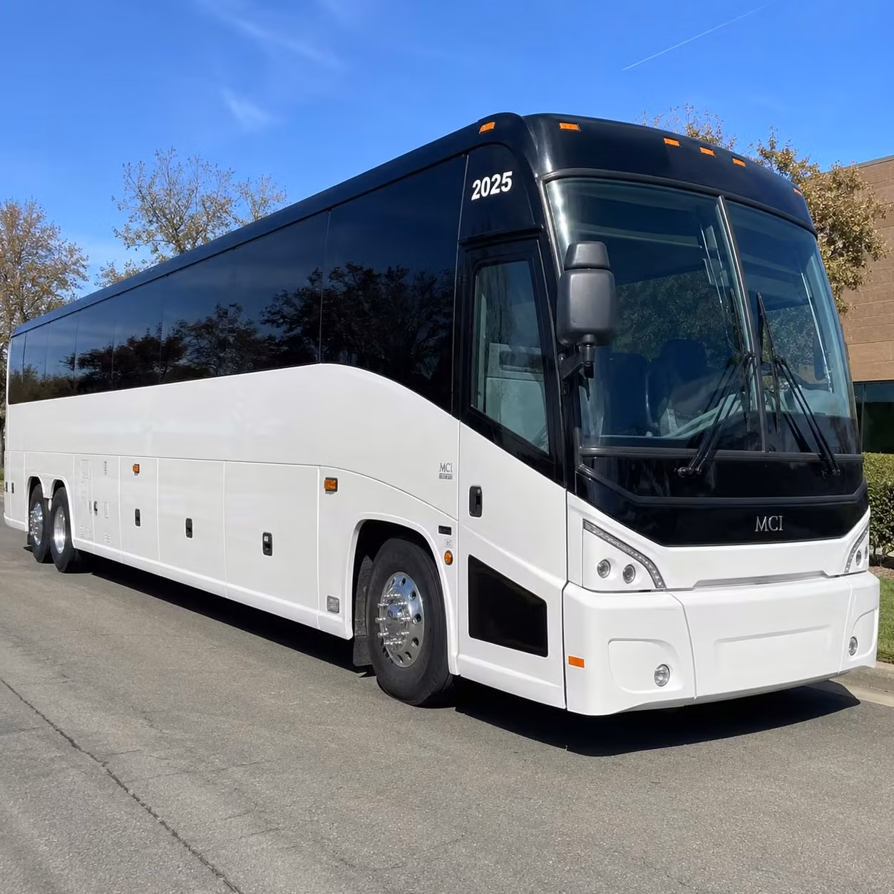concert bus rentals to the north charleston coliseum performing arts center