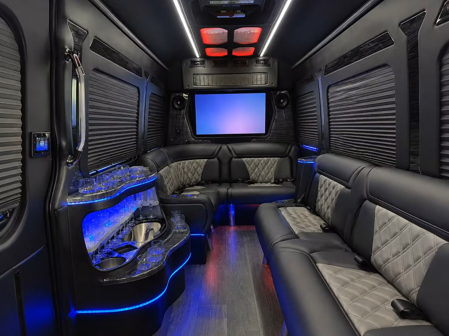 school field trip and group bus rentals in north charleston