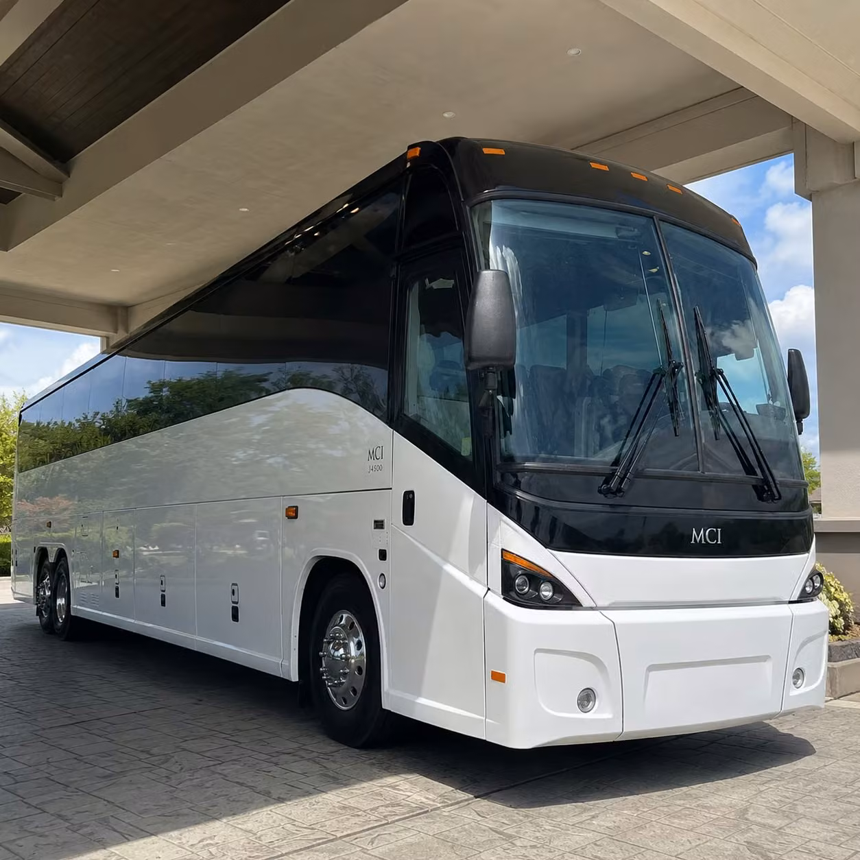 with north charleston s traffic patterns a shuttle bus just makes sense